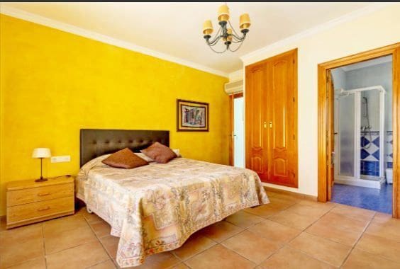 3 quarto Moradia para venda em Denia com piscina garagem - 680 000 € (Ref: 8622616)