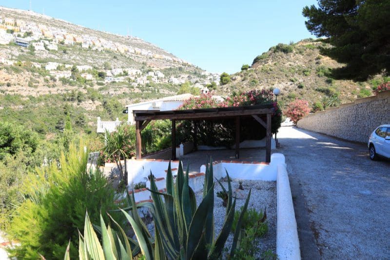 Chalet de 5 habitaciones en Cumbre del Sol en venta con piscina garaje - 495.000 € (Ref: 8670050)
