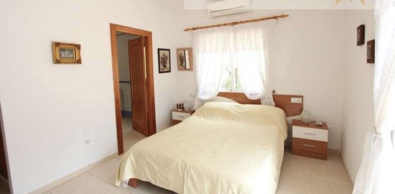 Chalet de 5 habitaciones en Cumbre del Sol en venta con piscina garaje - 495.000 € (Ref: 8670050)