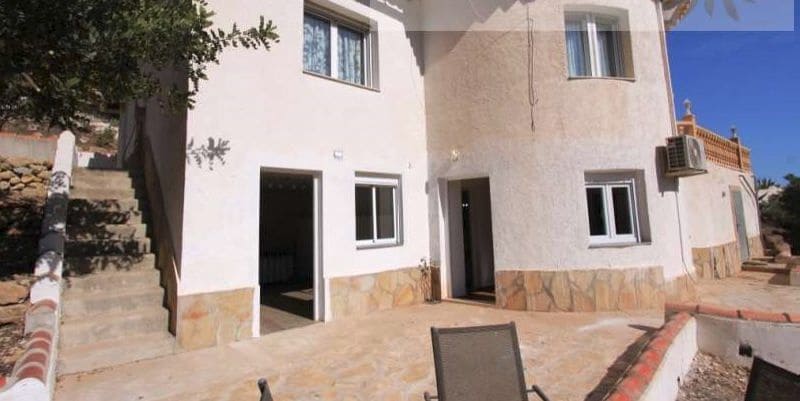 Chalet de 5 habitaciones en Cumbre del Sol en venta con piscina garaje - 495.000 € (Ref: 8670050)