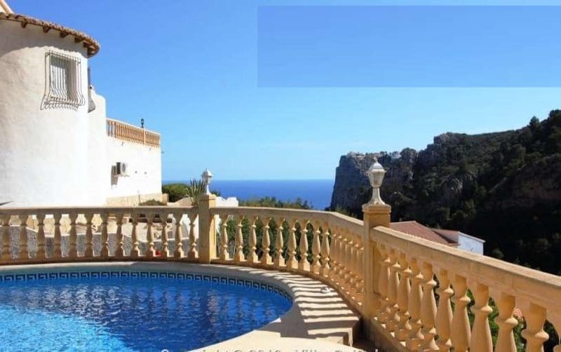 Chalet de 5 habitaciones en Cumbre del Sol en venta con piscina garaje - 495.000 € (Ref: 8670050)