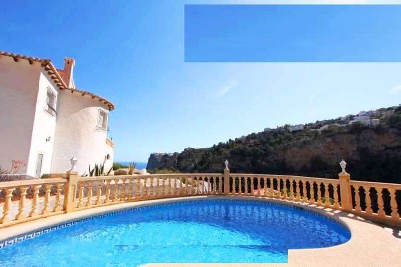 Chalet de 5 habitaciones en Cumbre del Sol en venta con piscina garaje - 495.000 € (Ref: 8670050)