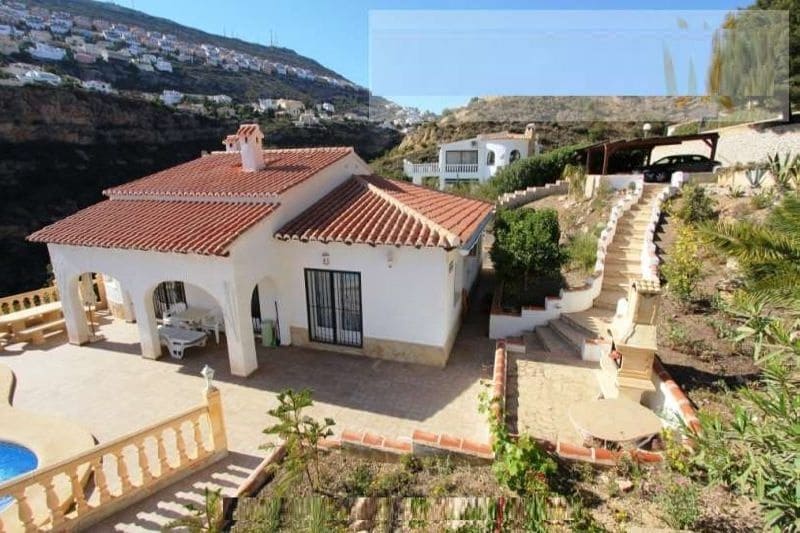 Chalet de 5 habitaciones en Cumbre del Sol en venta con piscina garaje - 495.000 € (Ref: 8670050)