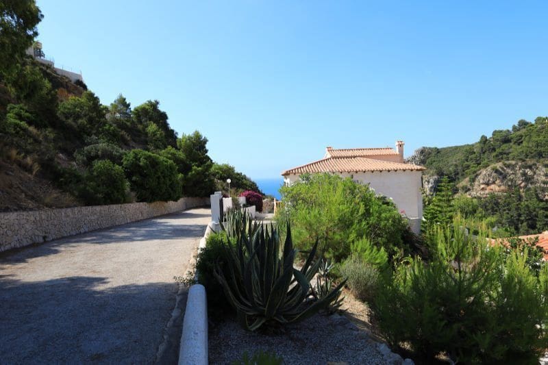 Chalet de 5 habitaciones en Cumbre del Sol en venta con piscina garaje - 495.000 € (Ref: 8670050)