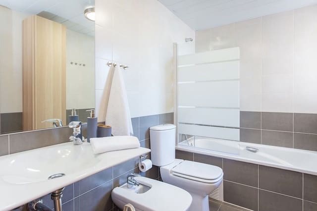 2 slaapkamer Penthouse te koop in Centro Urbano, Dénia met zwembad garage - € 395.000 (Ref: 8692581)