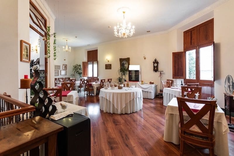 12 sypialnia Hotel na sprzedaż w Alcalali / Alcanali - 1 100 000 € (Ref: 8696147)