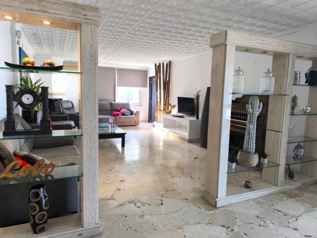 9 sypialnia Willa na sprzedaż w Benidorm z basenem garażem - 2 500 000 € (Ref: 8699476)