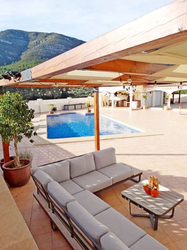 4 soverom Finca/Herregård til salgs i Parcent med svømmebasseng garasje - € 980 000 (Ref: 8734026)