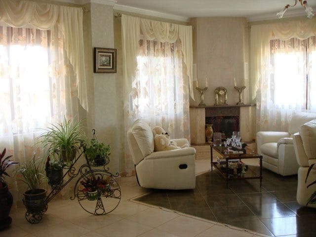 5 bedroom Villa for sale in Ciudad Quesada with pool garage - € 690,000 (Ref: 8770024)