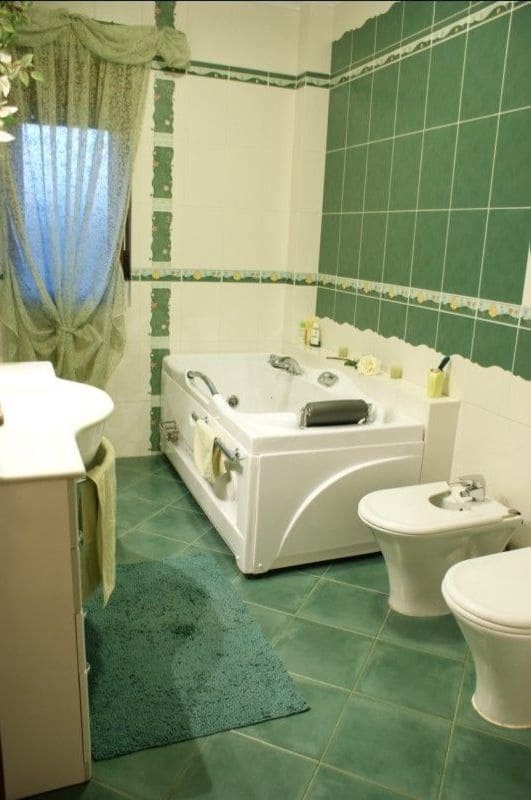 5 bedroom Villa for sale in Ciudad Quesada with pool garage - € 690,000 (Ref: 8770024)