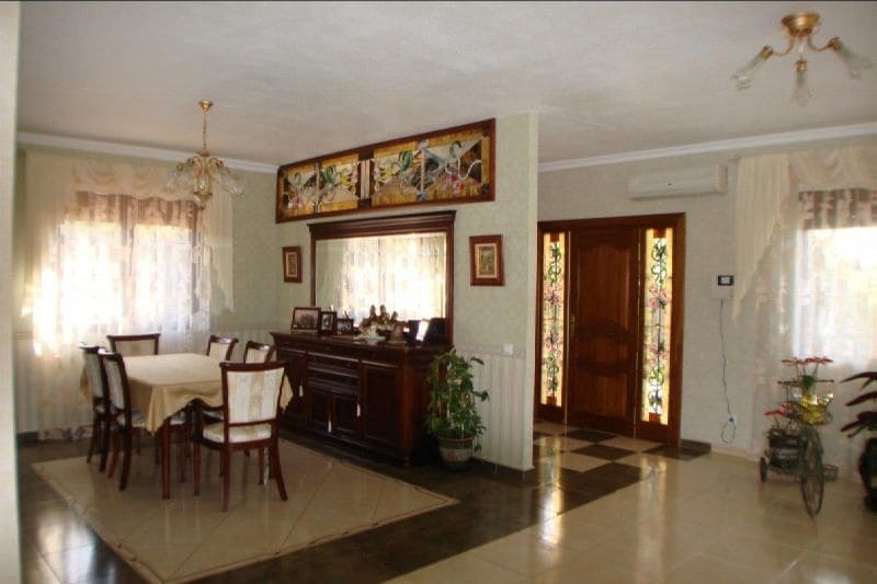 5 bedroom Villa for sale in Ciudad Quesada with pool garage - € 690,000 (Ref: 8770024)
