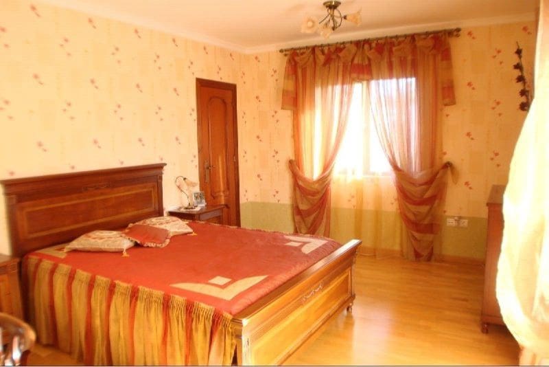 5 bedroom Villa for sale in Ciudad Quesada with pool garage - € 690,000 (Ref: 8770024)