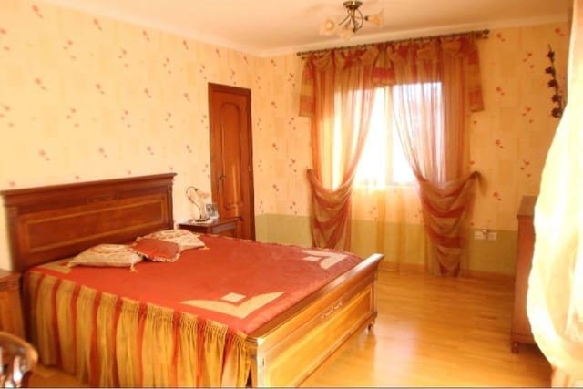 Chalet de 5 habitaciones en Ciudad Quesada, Rojales en venta con piscina garaje - 690.000 € (Ref: 8770024)