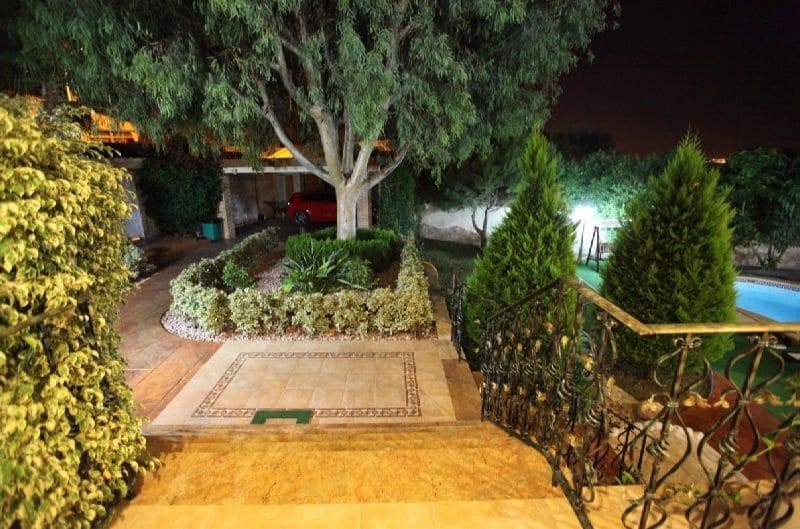 5 bedroom Villa for sale in Ciudad Quesada with pool garage - € 690,000 (Ref: 8770024)