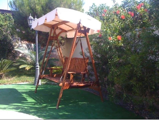 Chalet de 5 habitaciones en Ciudad Quesada, Rojales en venta con piscina garaje - 690.000 € (Ref: 8770024)