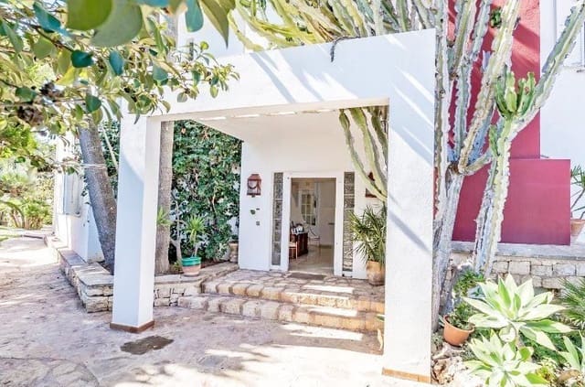 6 sypialnia Willa na sprzedaż w Javea / Xàbia z basenem garażem - 3 500 000 € (Ref: 8805848)