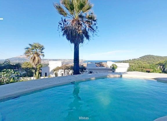 3 bedroom Villa for sale in Javea / Xabia with pool garage - € 1,250,000 (Ref: 8817063)