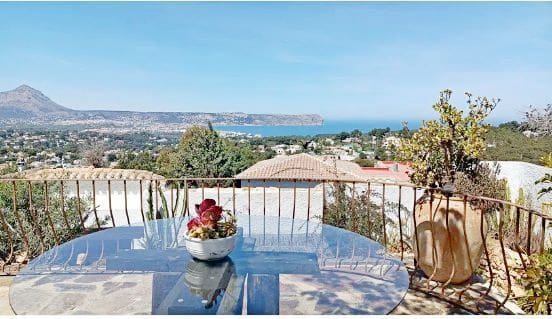 3 bedroom Villa for sale in Javea / Xabia with pool garage - € 1,250,000 (Ref: 8817063)