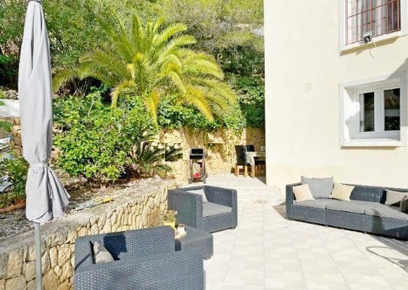 3 soverom Villa til salgs i Altea la Vella med svømmebasseng garasje - € 525 000 (Ref: 8821575)