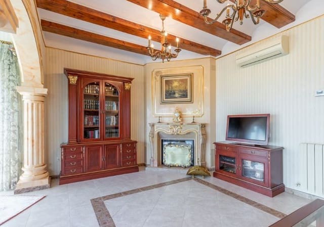 3 sypialnia Willa na sprzedaż w Adsubia, Javea / Xàbia z basenem garażem - 750 000 € (Ref: 8838175)