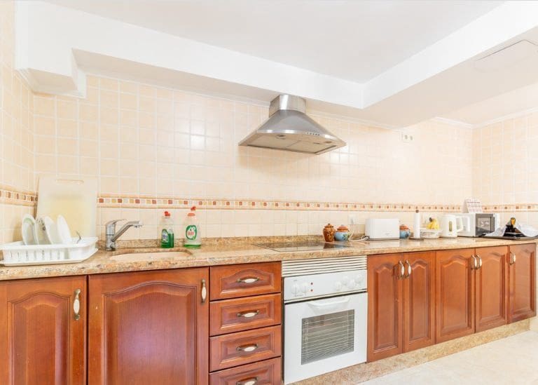 3 sypialnia Willa na sprzedaż w Adsubia z basenem garażem - 750 000 € (Ref: 8838175)