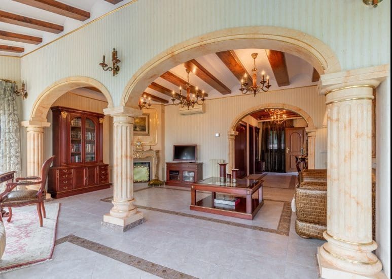 3 sypialnia Willa na sprzedaż w Adsubia z basenem garażem - 750 000 € (Ref: 8838175)