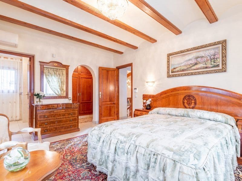 3 soveværelse Villa til salg i Adsubia med swimmingpool garage - € 800.000 (Ref: 8838176)