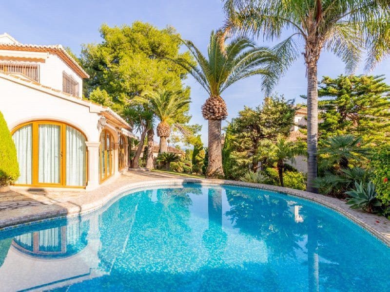 3 soveværelse Villa til salg i Adsubia med swimmingpool garage - € 800.000 (Ref: 8838176)