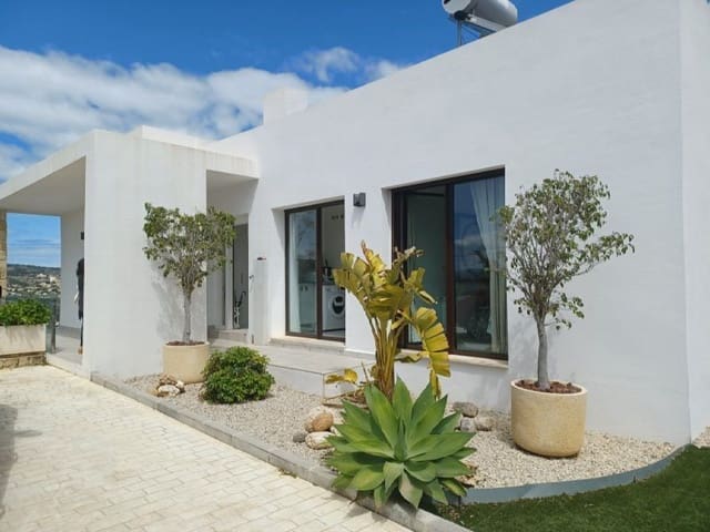 5 makuuhuone Huvila myytävänä paikassa Javea / Xàbia mukana uima-altaan 
autotalli - 1 350 000 € (Ref: 8838178)