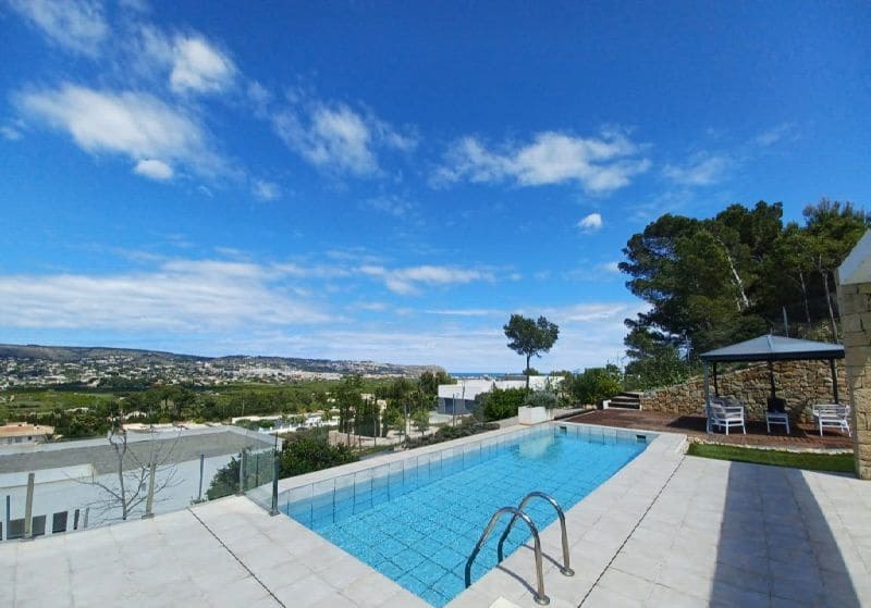 5 makuuhuone Huvila myytävänä paikassa Javea / Xabia mukana uima-altaan 
autotalli - 1 350 000 € (Ref: 8838178)