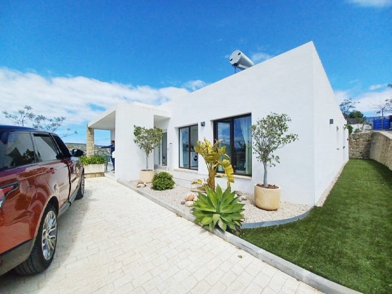 5 makuuhuone Huvila myytävänä paikassa Javea / Xabia mukana uima-altaan 
autotalli - 1 350 000 € (Ref: 8838178)