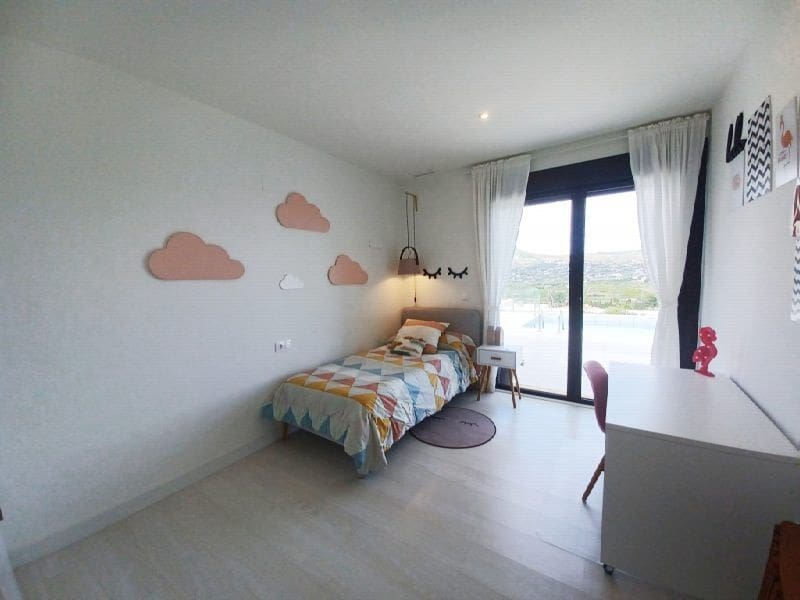 5 makuuhuone Huvila myytävänä paikassa Javea / Xabia mukana uima-altaan 
autotalli - 1 350 000 € (Ref: 8838178)