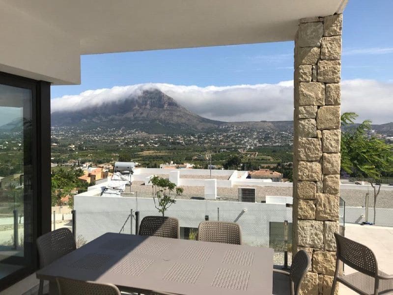 5 makuuhuone Huvila myytävänä paikassa Javea / Xabia mukana uima-altaan 
autotalli - 1 350 000 € (Ref: 8838178)