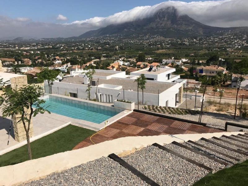 5 makuuhuone Huvila myytävänä paikassa Javea / Xabia mukana uima-altaan 
autotalli - 1 350 000 € (Ref: 8838178)