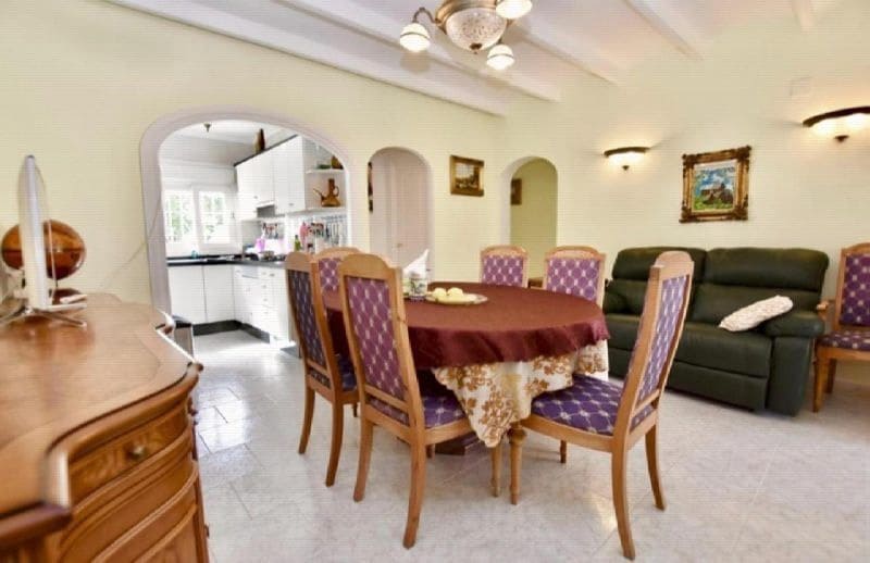 5 makuuhuone Huvila myytävänä paikassa Javea / Xabia mukana uima-altaan 
autotalli - 950 000 € (Ref: 8838179)