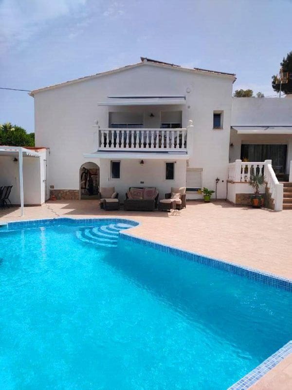 5 makuuhuone Huvila myytävänä paikassa Javea / Xabia mukana uima-altaan 
autotalli - 950 000 € (Ref: 8838179)