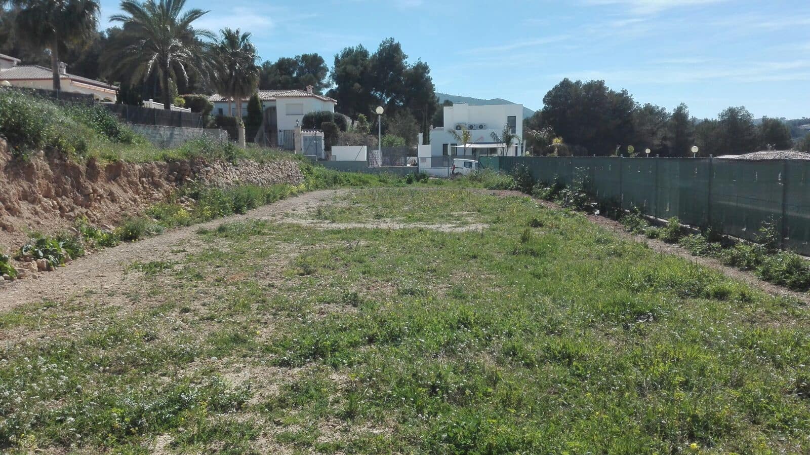 Grunde uden byggetilladelser til salg i Javea / Xabia - € 200.000 (Ref: 8854548)