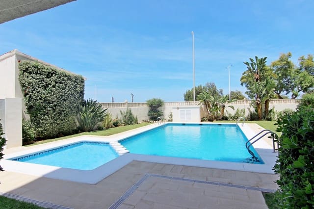 2 makuuhuone Huoneisto vuokrattavana paikassa Centro Urbano, Dénia mukana uima-altaan 
autotalli - 1 400 € (Ref: 8866832)