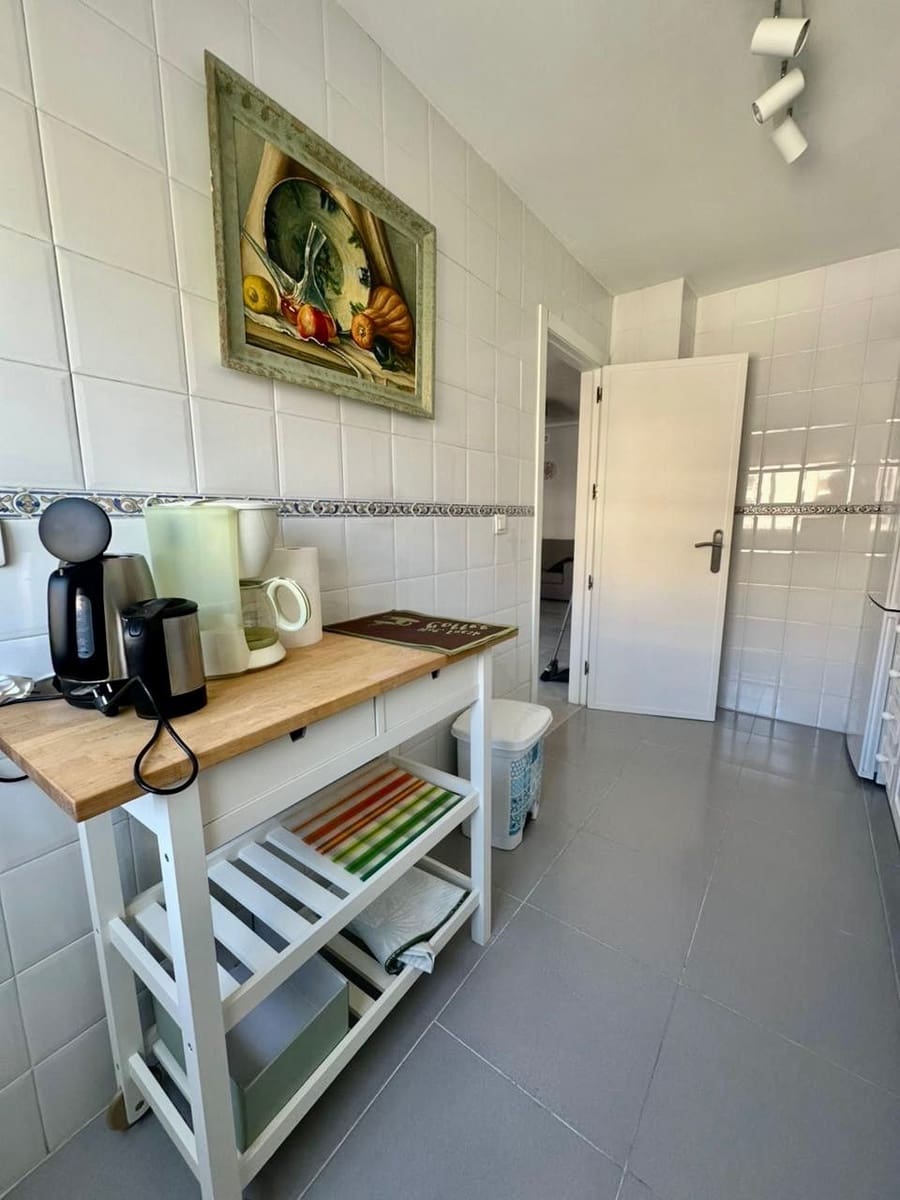 2 slaapkamer Appartement te huur in Denia met zwembad garage - € 1.400 (Ref: 8866832)