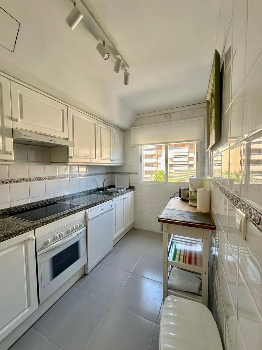 2 slaapkamer Appartement te huur in Denia met zwembad garage - € 1.400 (Ref: 8866832)