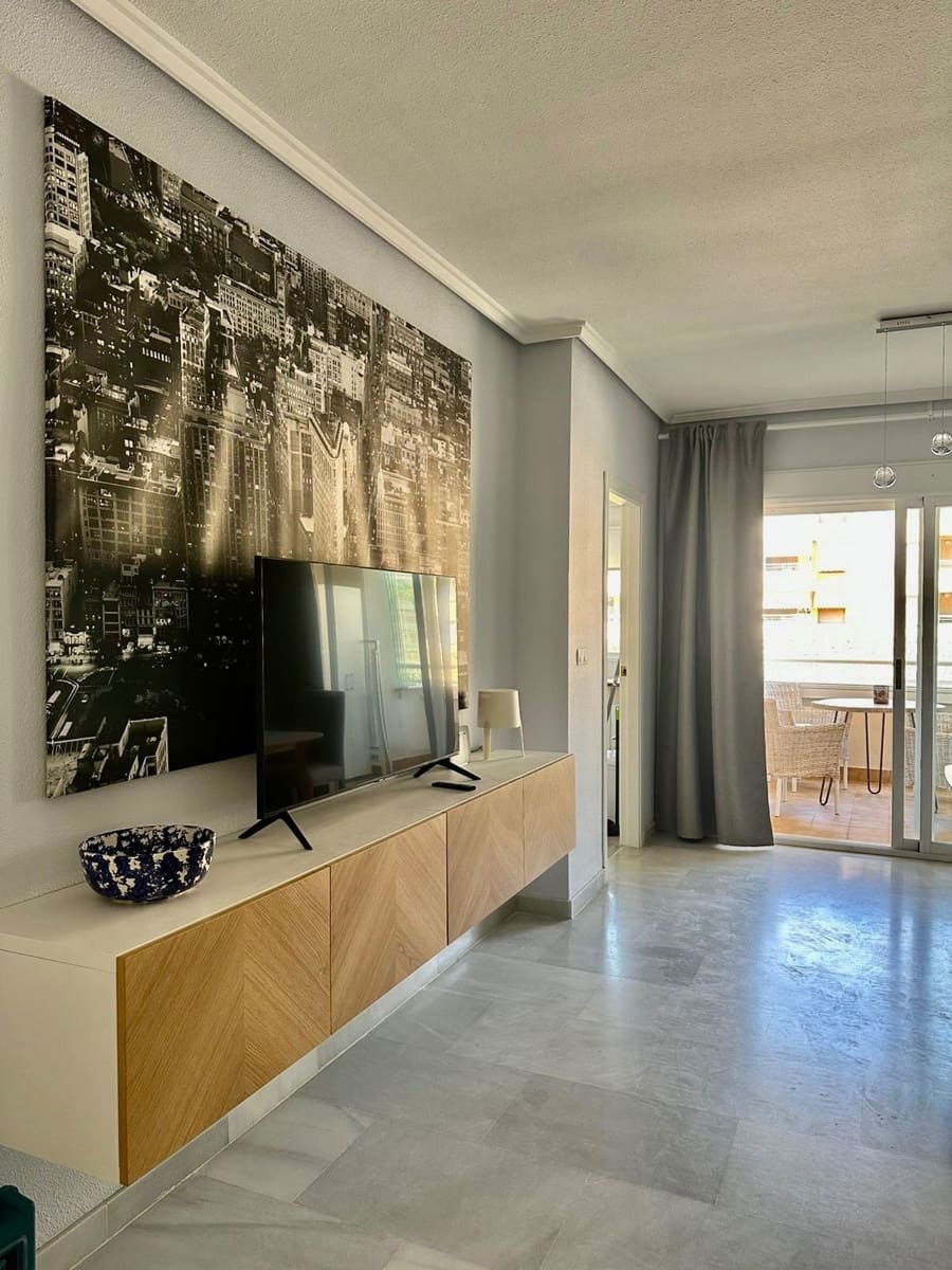 2 slaapkamer Appartement te huur in Denia met zwembad garage - € 1.400 (Ref: 8866832)