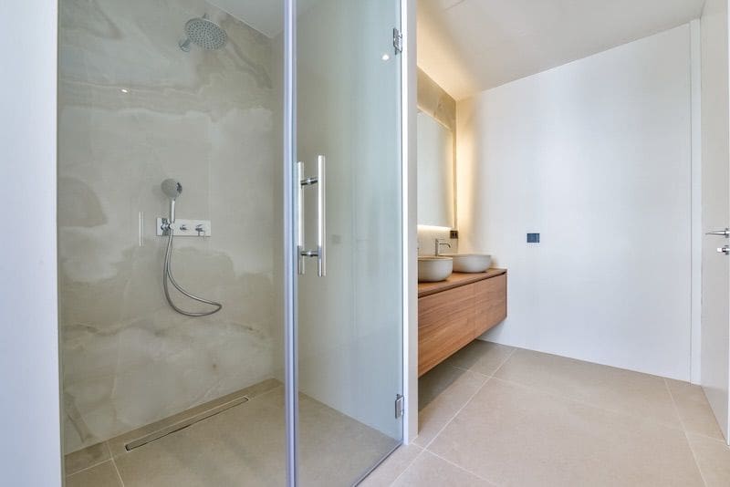 5 bedroom Villa for sale in Altea with pool garage - € 2,690,000 (Ref: 8866833)