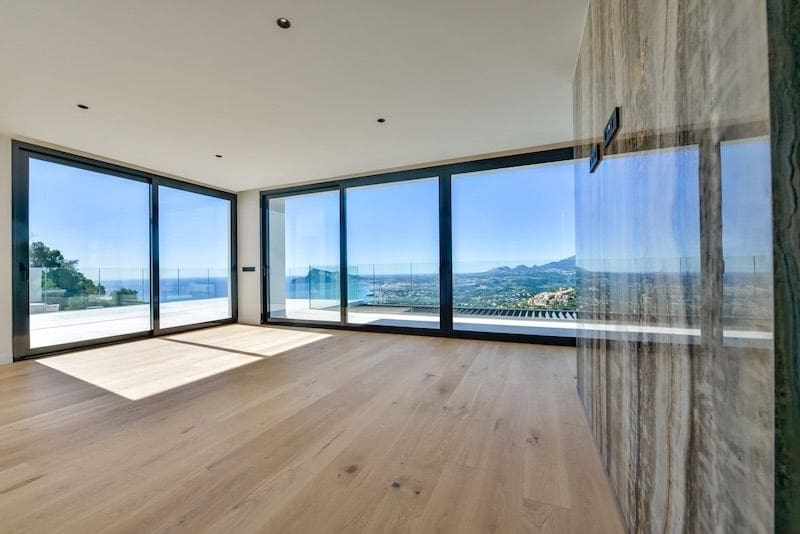 5 bedroom Villa for sale in Altea with pool garage - € 2,690,000 (Ref: 8866833)