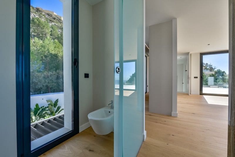 5 bedroom Villa for sale in Altea with pool garage - € 2,690,000 (Ref: 8866833)