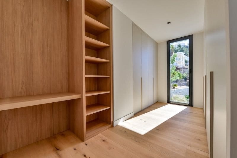 5 bedroom Villa for sale in Altea with pool garage - € 2,690,000 (Ref: 8866833)