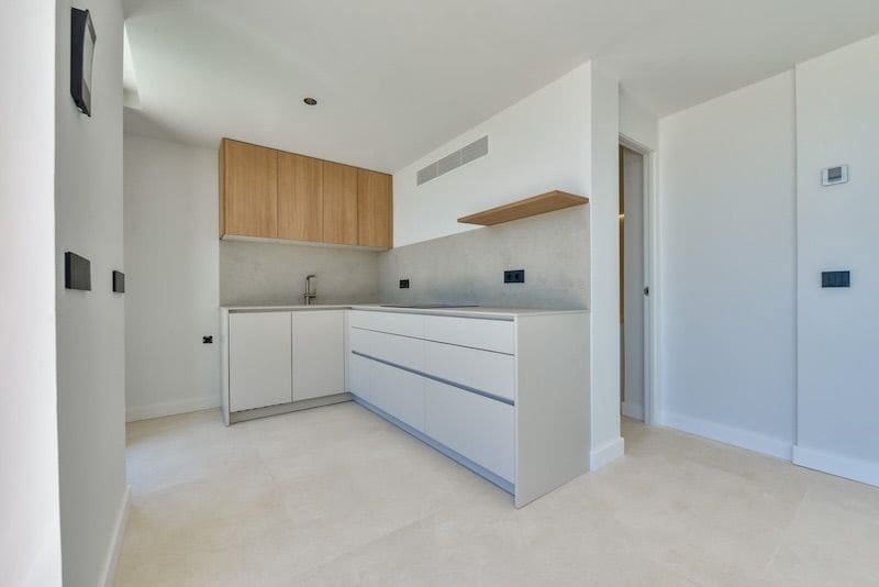 5 bedroom Villa for sale in Altea with pool garage - € 2,690,000 (Ref: 8866833)