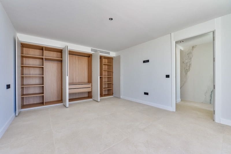 5 bedroom Villa for sale in Altea with pool garage - € 2,690,000 (Ref: 8866833)