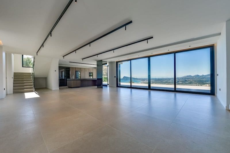 5 bedroom Villa for sale in Altea with pool garage - € 2,690,000 (Ref: 8866833)