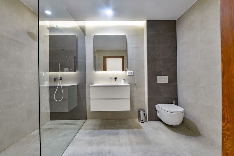 8 sypialnia Willa na sprzedaż w Altea z basenem garażem - 2 650 000 € (Ref: 8866837)