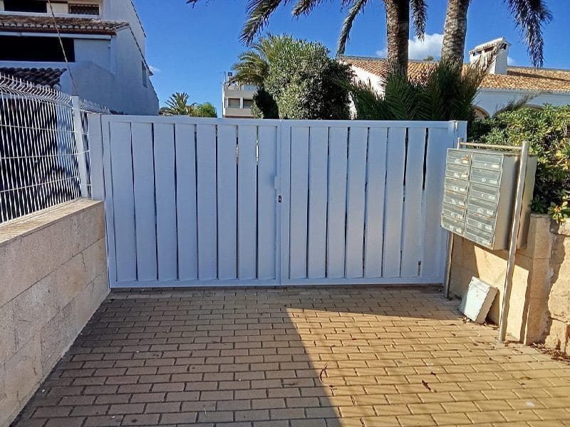 2 bedroom Apartment for sale in Javea / Xabia with pool garage - € 470,000 (Ref: 8869287)